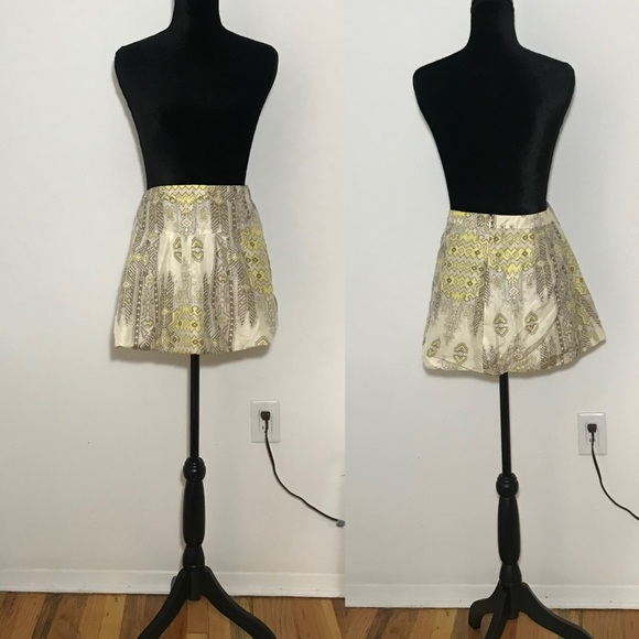 NWT ELLIATT YELLOW CREAM SHORT SILK BALLOON SKIRT GRAPHIC PRINT 2 SMALL - Picture 1 of 5
